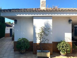 Chalet à Castilblanco de los Arroyos. Tu oasis privado te está esperando en castilblanco de los arroyo