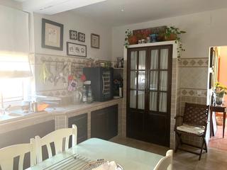 Chalet en Castilblanco de los Arroyos. Tu oasis privado te está esperando en castilblanco de los arroyo