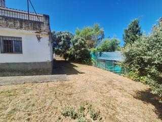 Chalet à Castilblanco de los Arroyos. Oportunidad única en la colina  castilblanco de los arroyos!
