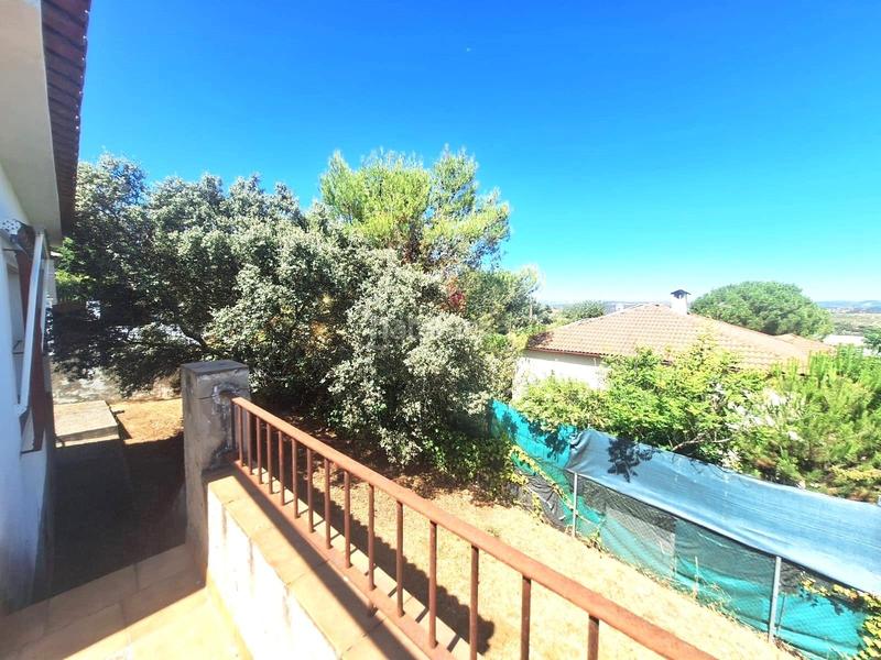 Foto 2c4ba36e-14f6-4349-bdc2-ea3ef35e0c72. Chalet oportunidad única en la colina ! en Castilblanco de los Arroyos