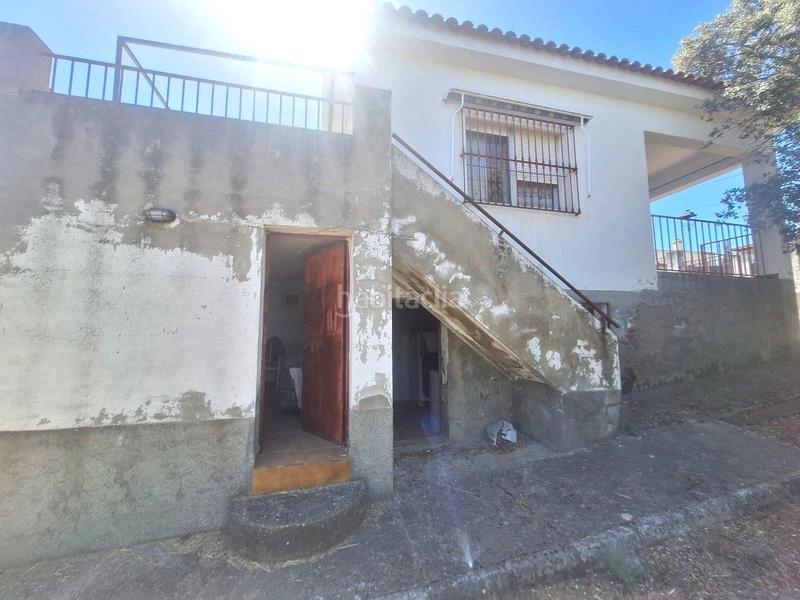 Foto bfe471c5-b2aa-4dae-a1e5-b075466f6db4. Chalet oportunidad única en la colina ! en Castilblanco de los Arroyos