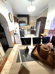 Casa a Alcalá del Río. Oportunidad única en alcalá del río!