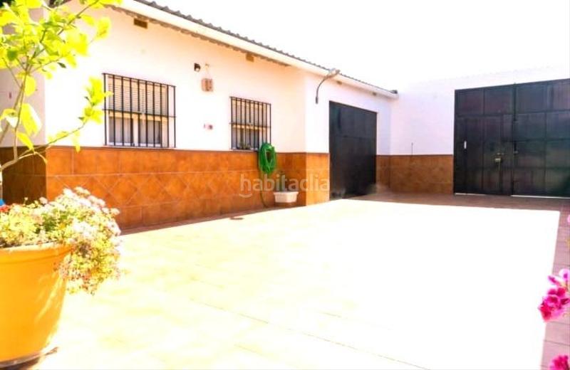 Foto 806e2d60-d44e-48dc-a066-834a6f4e712b. Casa gran oportunidad en esquivel ! en Alcalá del Río