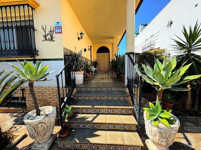 Foto 102f99d8-de76-4f45-94b7-7248302a7ce4. Chalet  con encanto con gran parcela y espacios amplios! en Mazagón