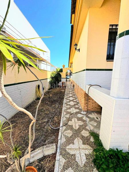 Foto b9e0362e-8269-4237-a32b-2252812e1684. Chalet  con encanto con gran parcela y espacios amplios! en Mazagón