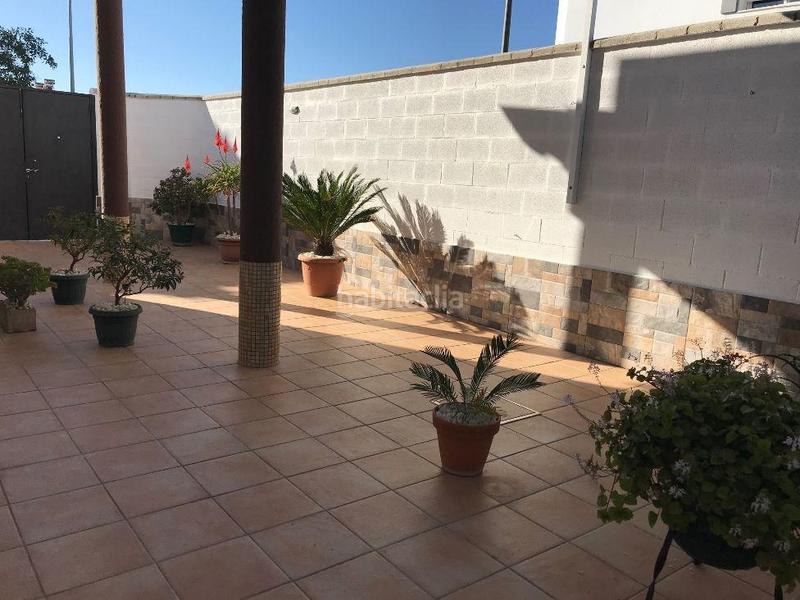 Foto 1437b9a0-18c2-4a48-ad9a-9b4de0a71c85. Casa adosada tu nuevo hogar te espera! casa adosada en venta! en Cantillana