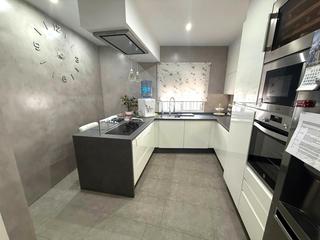 Casa en Algaba (La). Oportunidad nica en la algaba! casa  local comercial todo en un