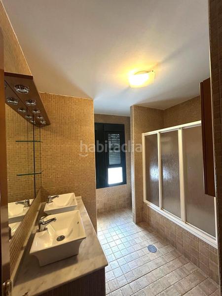 Foto 28278b2c-49a9-450c-a302-47b670dacc3d. Casa adosada magnífica casa adosada sevilla! en Guillena pueblo Guillena