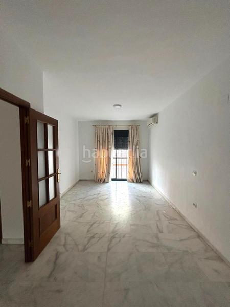 Foto b1c7316d-ca22-4657-8c74-7f303f6a7b52. Casa adosada magnífica casa adosada sevilla! en Guillena pueblo Guillena