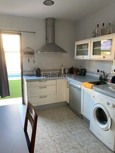 Foto c31293c3-9798-4a84-8816-76b5e45d3b3f. Casa adosada tu nuevo hogar te espera ! en Burguillos