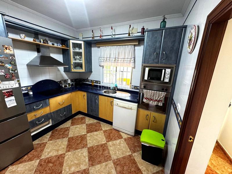 Foto 1a0c6d35-ca1c-4351-9b88-33814001609d. Casa adosada adosado en Núcleo Urbano Aljaraque