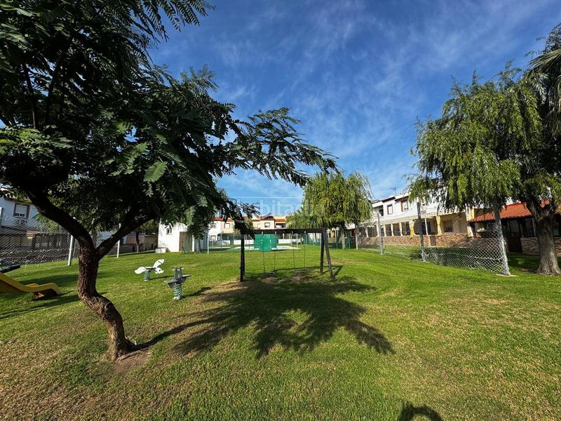 Foto a1ba8220-7206-4f2c-ae29-b7543e3d2897. Casa adosada adosado en Núcleo Urbano Aljaraque