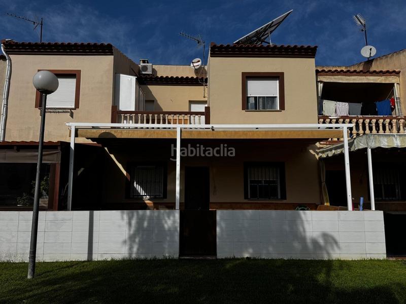 Foto cbb6c498-d9e1-4b08-8cce-227d2434321d. Casa adosada adosado en Núcleo Urbano Aljaraque