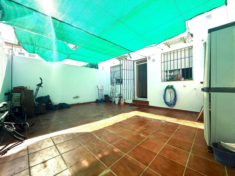 Foto a1b80afa-42b9-47d6-bb55-d09a2c364835. Casa con parcheggio in Cantillana