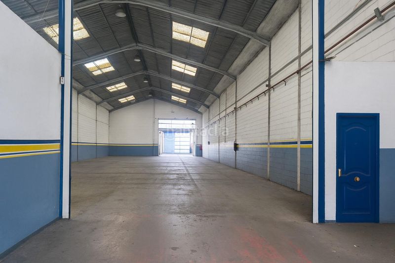 Foto 81667cdb-11ac-481e-a67c-f819924a01a5. Nau industrial a Nuevo Parque - Los Rosales - Tráfico Pesado Huelva