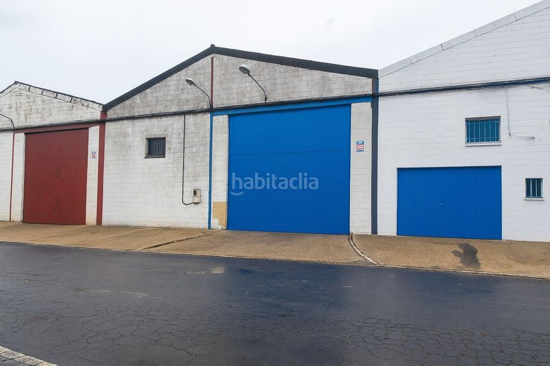 Foto e2d89513-6f1e-4bc1-8865-02a3fd3c02d2. Nau industrial a Nuevo Parque - Los Rosales - Tráfico Pesado Huelva