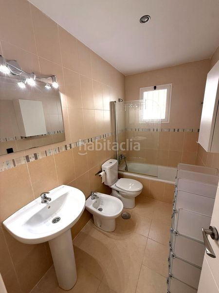 Foto 3b65b183-6e84-4d34-afa5-6e9dbc5d294c. Casa amb piscina a Burguillos