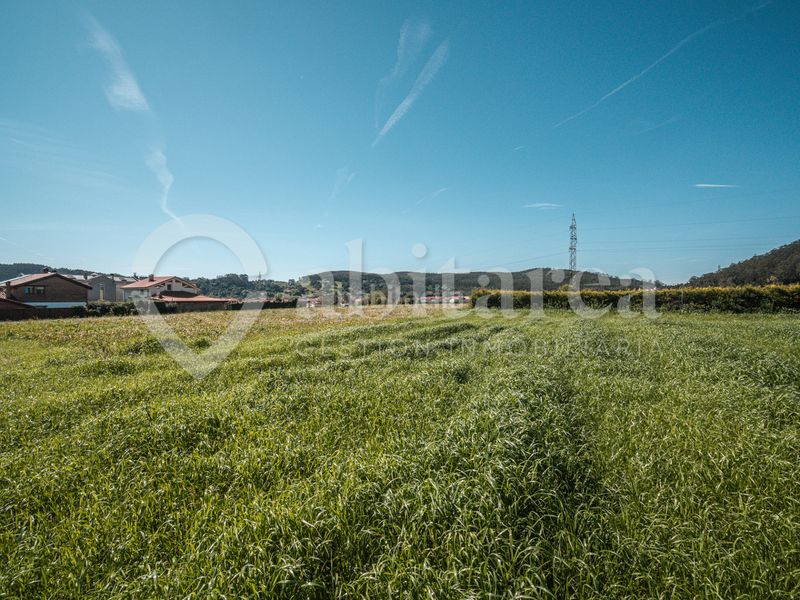 Foto 2f90243a-4e77-46af-82bc-02438ea2f1d4. Finca rústica a Escobedo Camargo