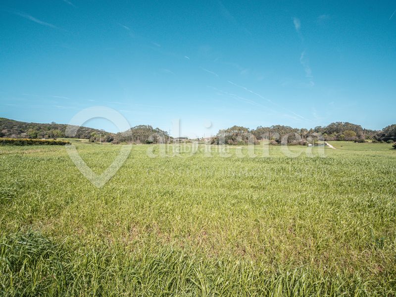 Foto edd7935b-1aec-4a75-a3cc-23d02aa39ff4. Finca rústica a Escobedo Camargo