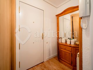 Flat  Calle lepanto. Abitarea vende piso reformado amplio y luminoso. con opción de g