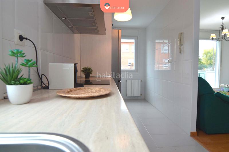 Foto d11d0136-19f1-4831-91ab-8fe6fe90305e. Dúplex abitarea vende coqueto duplex con plaza de parking y trastero en Piélagos