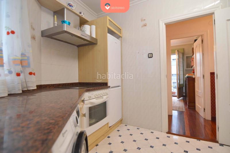 Foto 1854fcdd-c803-4b75-8c14-e2db3a628358. Piso abitarea vende piso en pleno centro. amplio y luminoso. excelente ubicación en Torrelavega