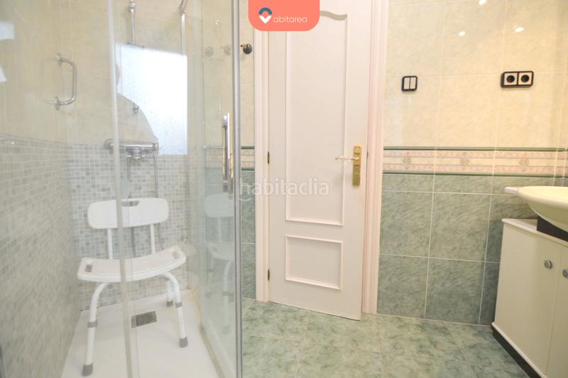 Foto 3498cb15-6f49-4a2b-97dc-178fc60af4a3. Piso abitarea vende piso en pleno centro. amplio y luminoso. excelente ubicación en Torrelavega