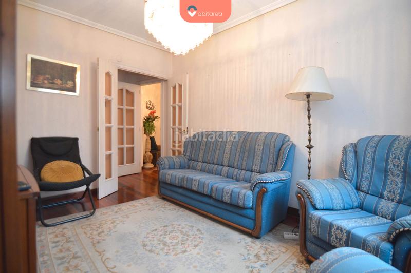 Foto 9d073246-fbaf-4803-8713-2bd344a1d956. Piso abitarea vende piso en pleno centro. amplio y luminoso. excelente ubicación en Torrelavega