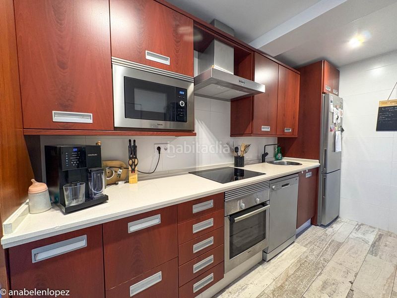 Foto dbe0e327-d57b-4394-b9d9-70e398c86d80. Pis amb aparcament piscina a Golf Guadiana Badajoz