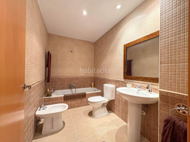 Foto 1d0a3be5-aa14-49e0-8881-431b819ebe6d. Casa adossada a Albuera (La)