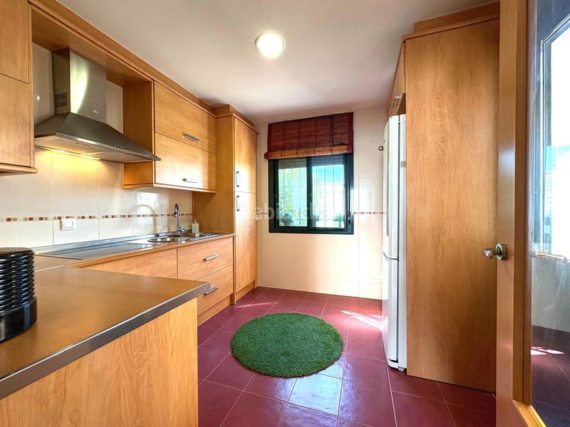 Foto 42d31f69-f8ce-4843-8b78-738bdb67357e. Casa adossada a Albuera (La)