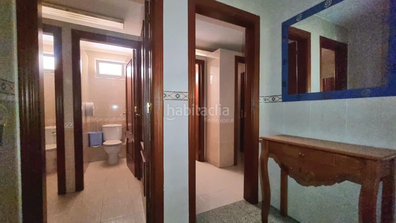 Foto 62d60c34-1fd1-4f3b-8824-03fd782528f0. Local comercial a Pardaleras Badajoz