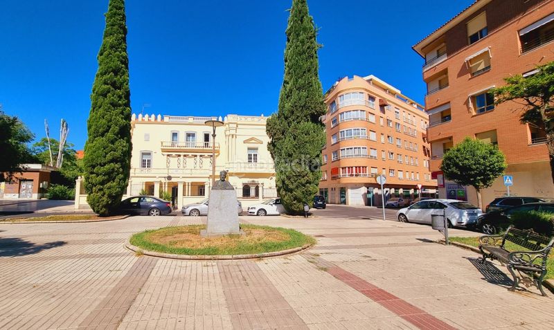 Foto 6b48c041-aee2-4fe0-9ae1-6242b35e3170. Local comercial a Pardaleras Badajoz