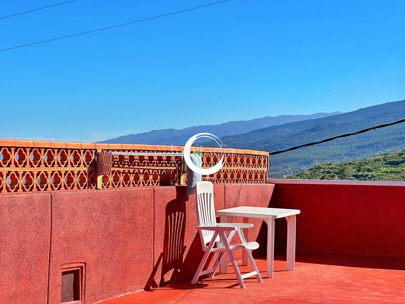 Foto 832d79b2-a9bf-4df1-b097-2785c0b411ae. Casa  en icod en La Vega - El Amparo - Cueva del Viento Icod de los Vinos