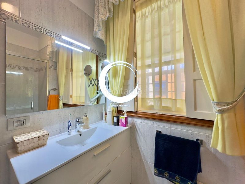 Foto 231d192d-e9a1-4a01-9ed9-f13e8eb3b7c7. Casa adosada adosado en Las Rosas en Las Rosas Arona