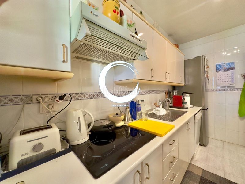 Foto 531e4936-f1a0-4d70-85c7-17f1e04dbf92. Casa adosada adosado en Las Rosas en Las Rosas Arona