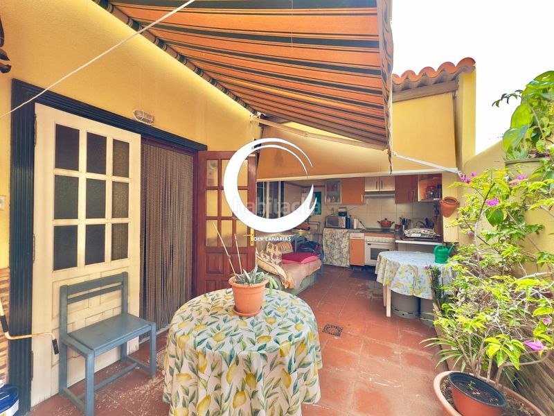 Foto f5c07421-e3e9-486b-9657-0b80a82f59fd. Casa adosada adosado en Las Rosas en Las Rosas Arona