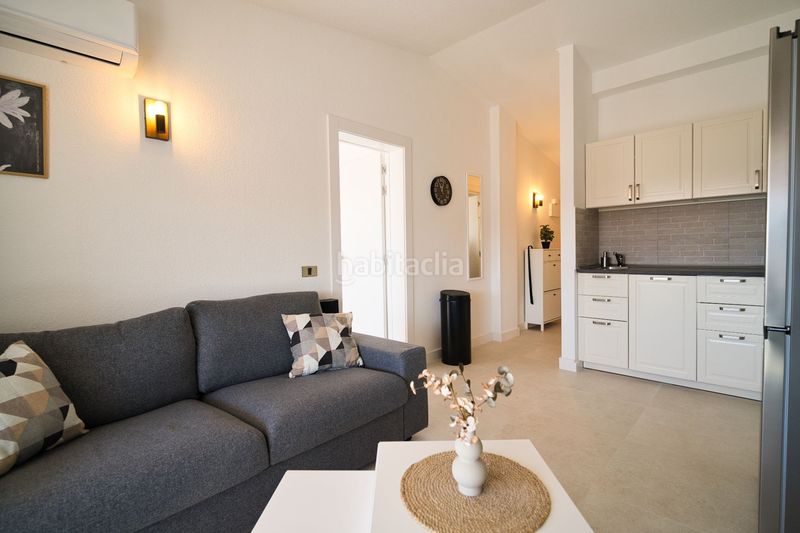 Foto ba81bdca-d3d9-4a6b-a21e-dfcadb5a90e6. Pis amb piscina a Los Cristianos Arona