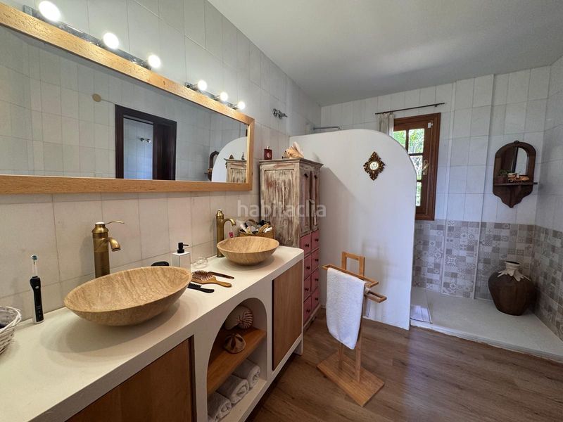 Foto 362c17c4-2a29-43cd-822f-17a14ba80ead. Xalet amb calefacció piscina a La Duquesa Manilva