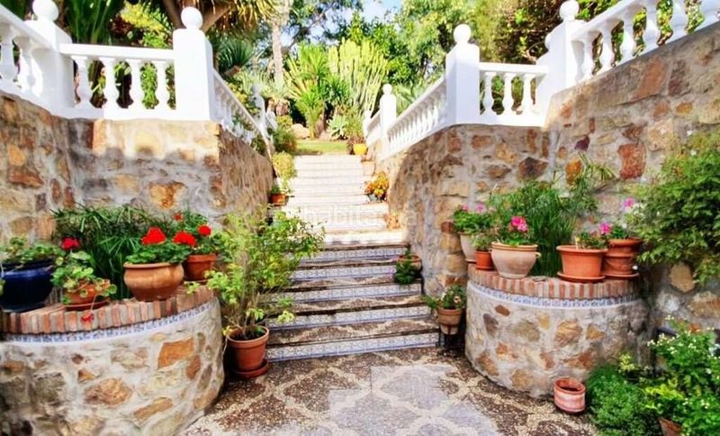 Foto 91ba5009-5eb0-4eeb-bb90-1e7f81dba98b. Xalet amb calefacció piscina a La Duquesa Manilva