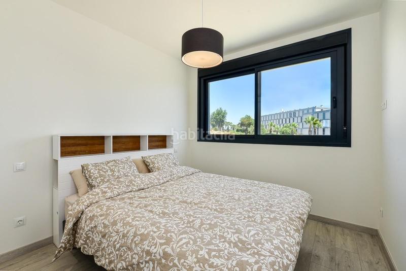 Foto 34d8b58f-0ce3-49ec-8fa9-2697b2d110a9. Casa adossada amb calefacció piscina a Chullera Manilva