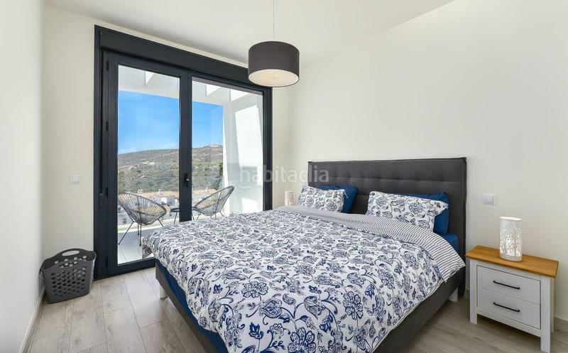 Foto ecde4735-c8fb-49ac-bd16-4c47e8a33888. Casa adossada amb calefacció piscina a Chullera Manilva