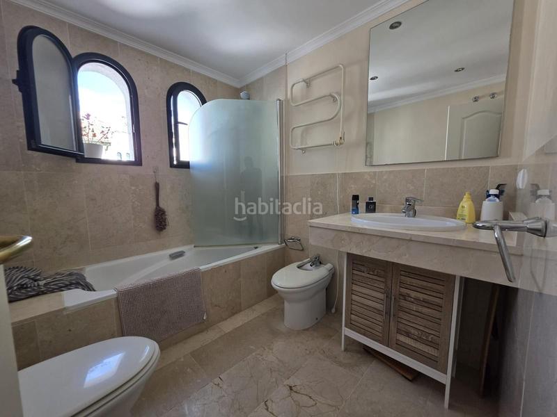 Foto b1599243-f98b-43cb-a338-b250877dc1d4. Casa con riscaldamento piscina in El Castillo Manilva