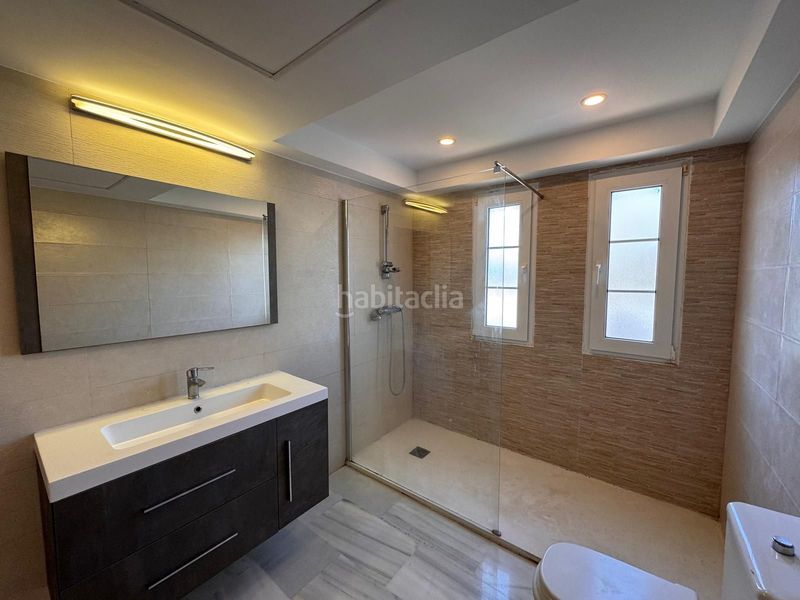 Foto aa9eeeef-b4d5-41be-b164-d5500813873f. Casa amb calefacció aparcament piscina a Los Llanos Estepona