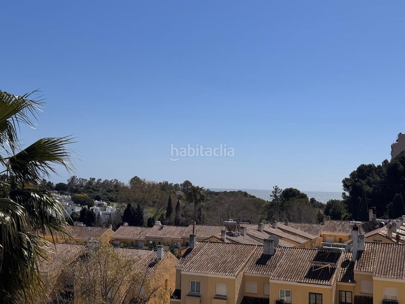 Foto da2c3117-f42f-42a2-9d73-7678c9328165. Casa amb calefacció aparcament piscina a Los Llanos Estepona