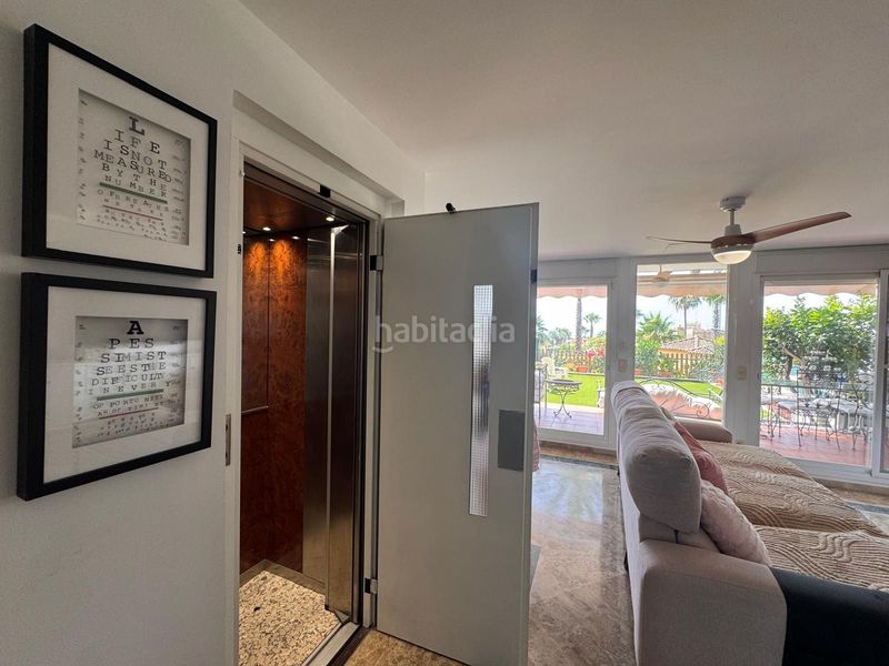 Foto c4375cb4-a7a8-4459-839d-c341c2225c42. Casa adossada amb calefacció aparcament piscina a Estepona