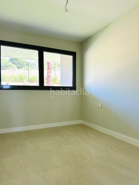 Foto 1ed49076-687a-428c-ad44-c105dd19b8c6. Apartament amb calefacció piscina a San Luis de Sabinillas Manilva