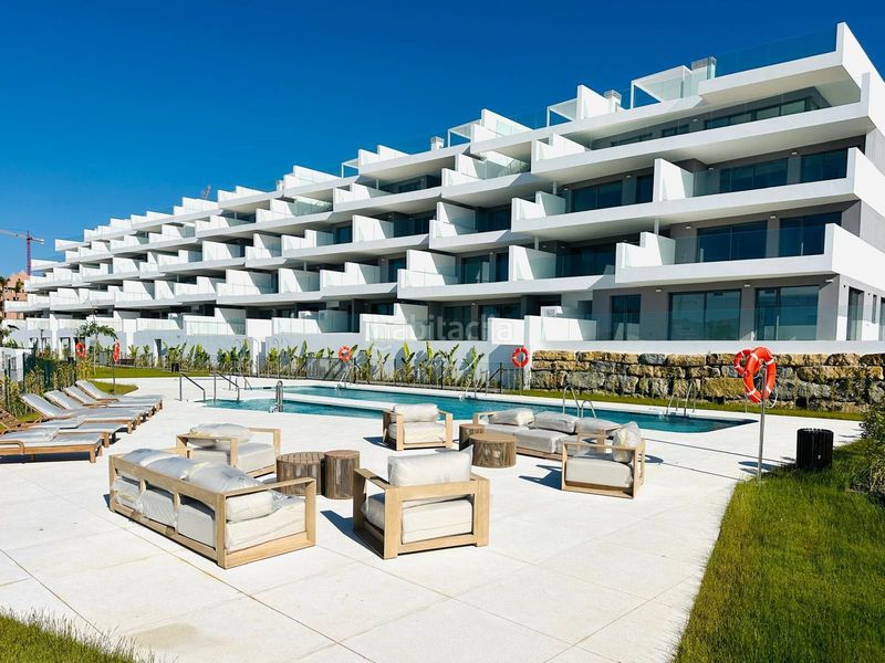 Foto ce5a4a8e-1090-43ee-b668-acedd28a6ea6. Apartament amb calefacció piscina a San Luis de Sabinillas Manilva