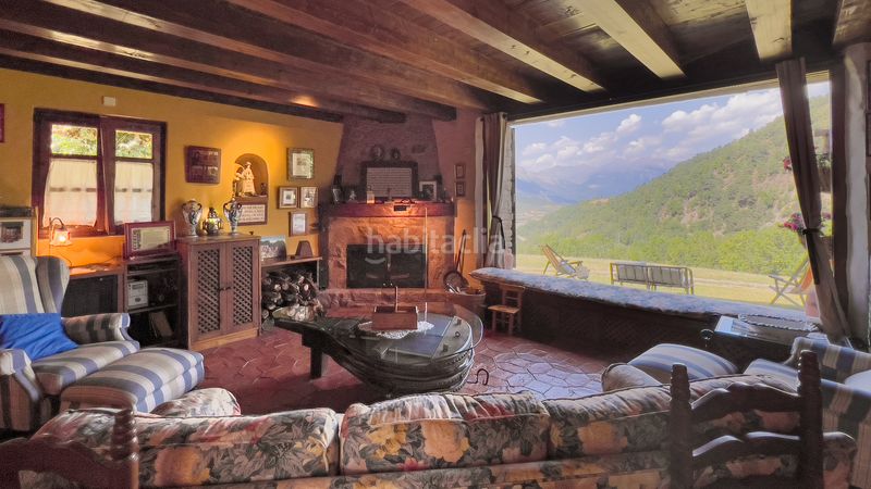 Foto c5fa1d3a-2f25-471e-8586-5bc54c66b7ef. Casa con camino riscaldamento parcheggio in Benasque