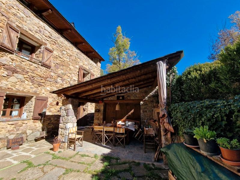 Foto 5f668f50-2a24-4ba7-beaa-5643ee58ecf2. Casa amb xemeneia calefacció aparcament a Benasque